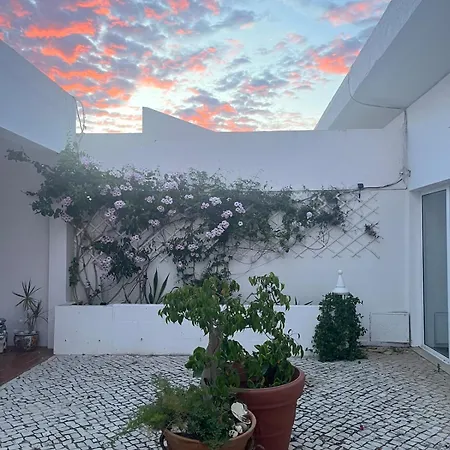 Casa Lisroyan - Pool & Garden In Armacao