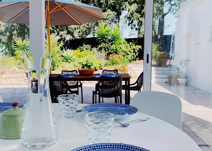 Casa Lisroyan - Pool & Garden In Armacao Villa