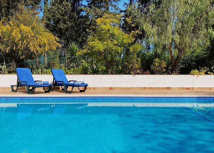 Casa Lisroyan - Pool & Garden In Armacao