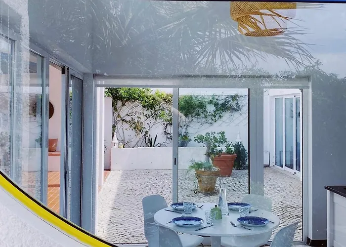 Villa Casa Lisroyan - Pool & Garden In Armacao